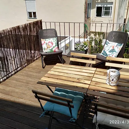 Lejlighed Retiro Da Graca: Stylish Sunny Apt With A Balcony Lisboa