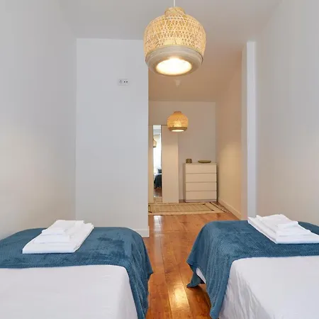 Retiro Da Graca: Stylish Sunny Apt With A Balcony Lejlighed *