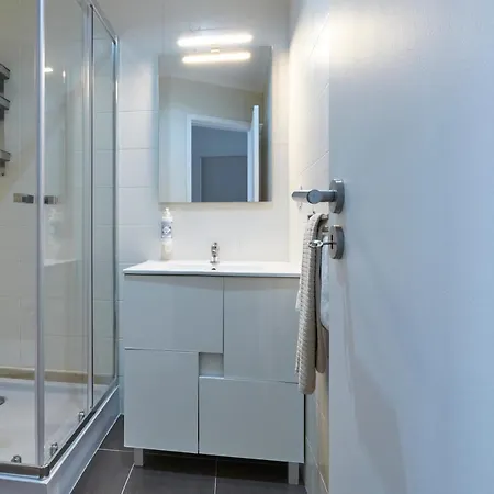 Retiro Da Graca: Stylish Sunny Apt With A Balcony Lejlighed *