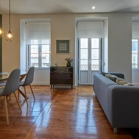 Lägenhet Retiro Da Graca: Stylish Sunny Apt With A Balcony Lisboa