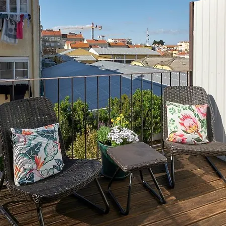 Lägenhet Retiro Da Graca: Stylish Sunny Apt With A Balcony *