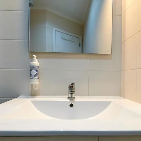 Retiro Da Graca: Stylish Sunny Apt With A Balcony Lägenhet